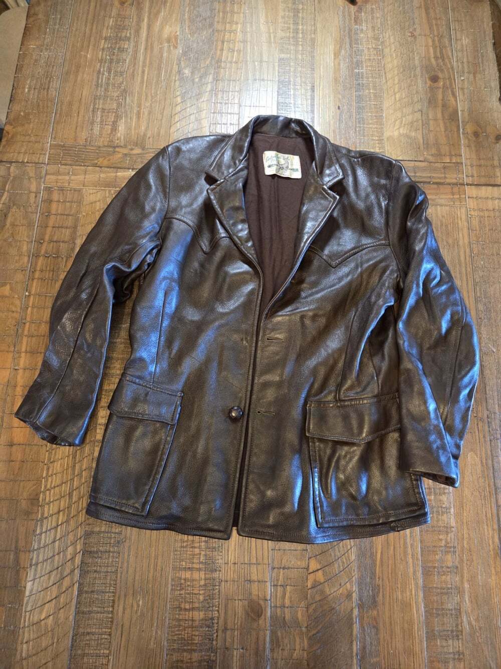 vintage Custom Coat Co. Inc., maker of genuine deerskin leather